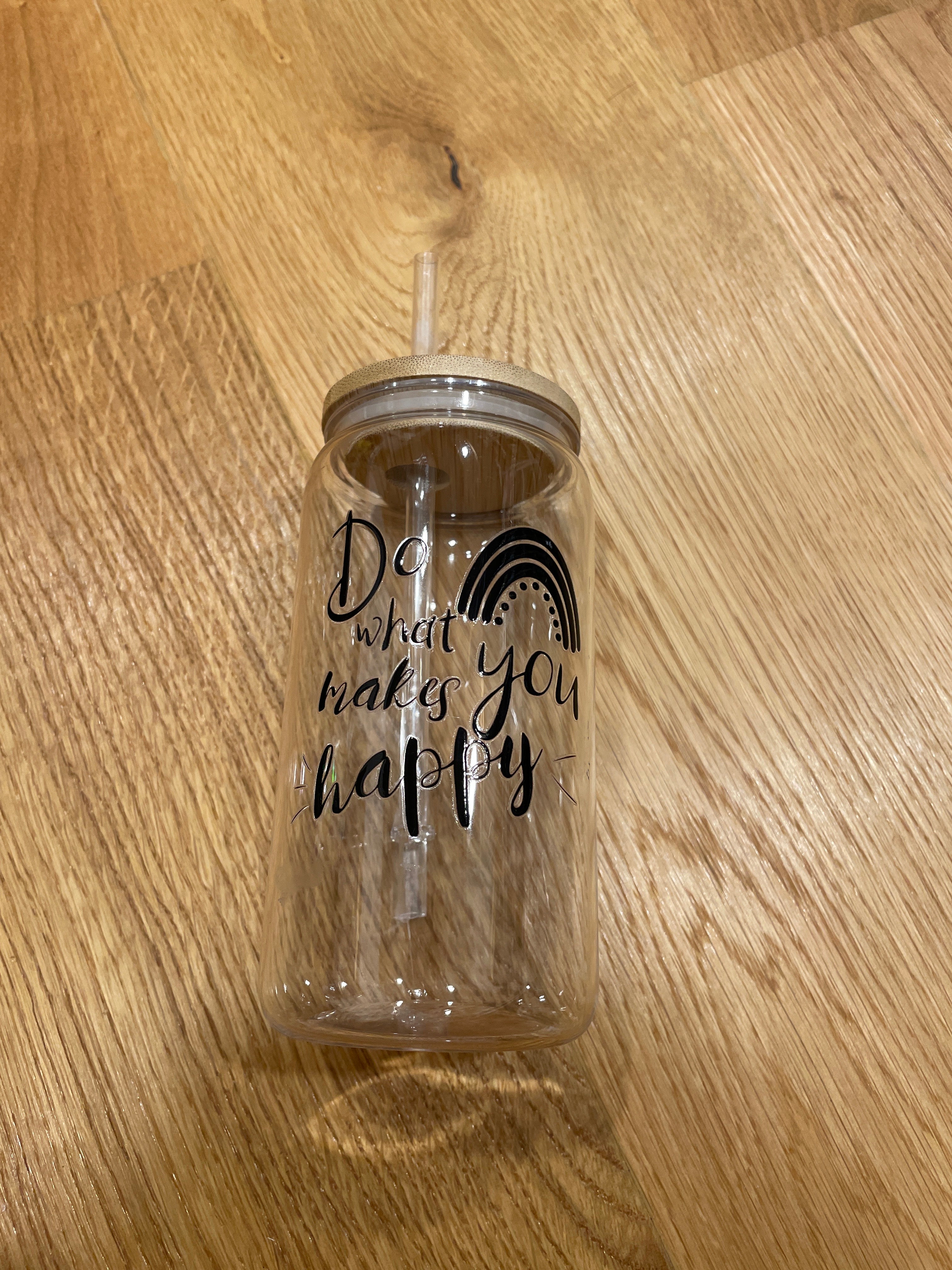 Wiederverwendbarer Trinkbecher mit Bambusdeckel & Strohhalm – stylisch, praktisch & perfekt für unterwegs!