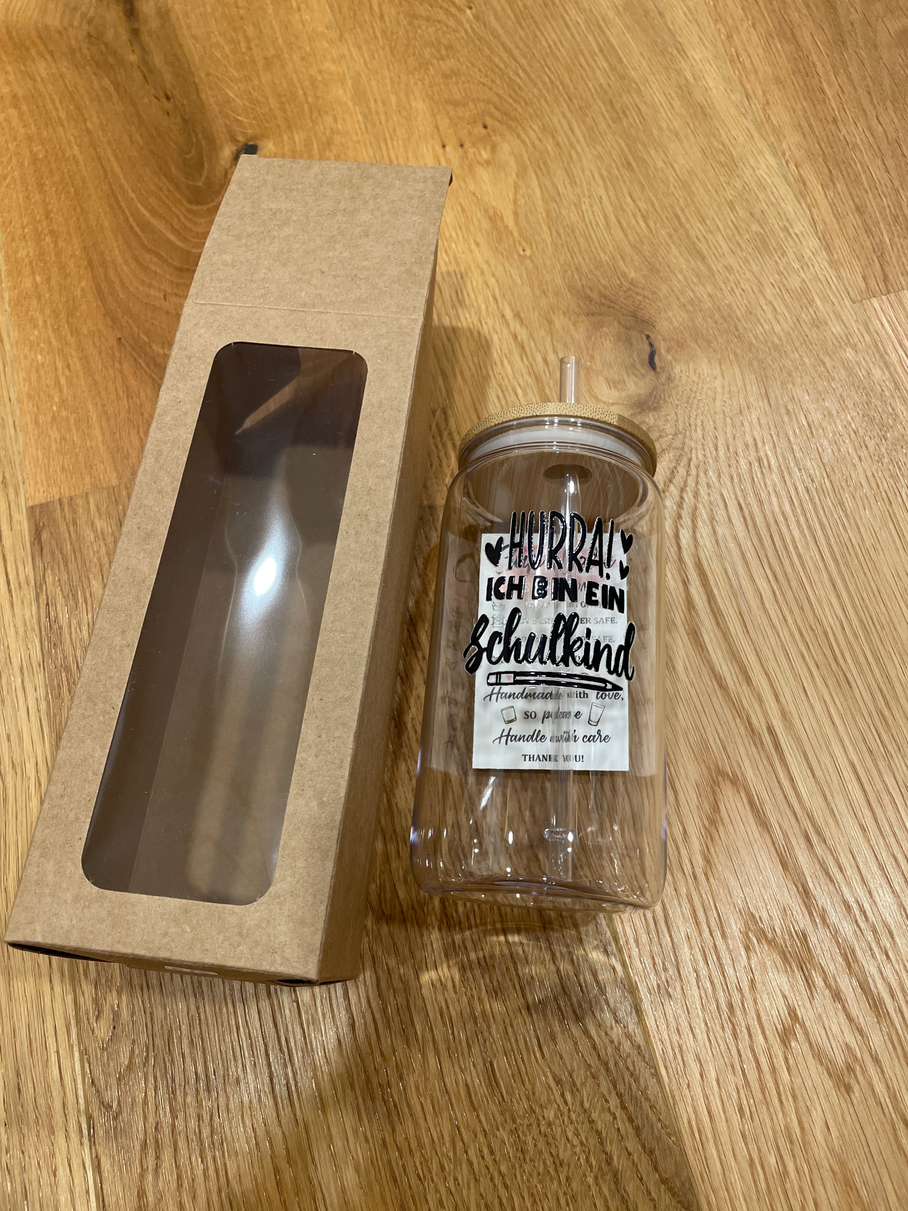 Wiederverwendbarer Trinkbecher mit Bambusdeckel & Strohhalm – stylisch, praktisch & perfekt für unterwegs!