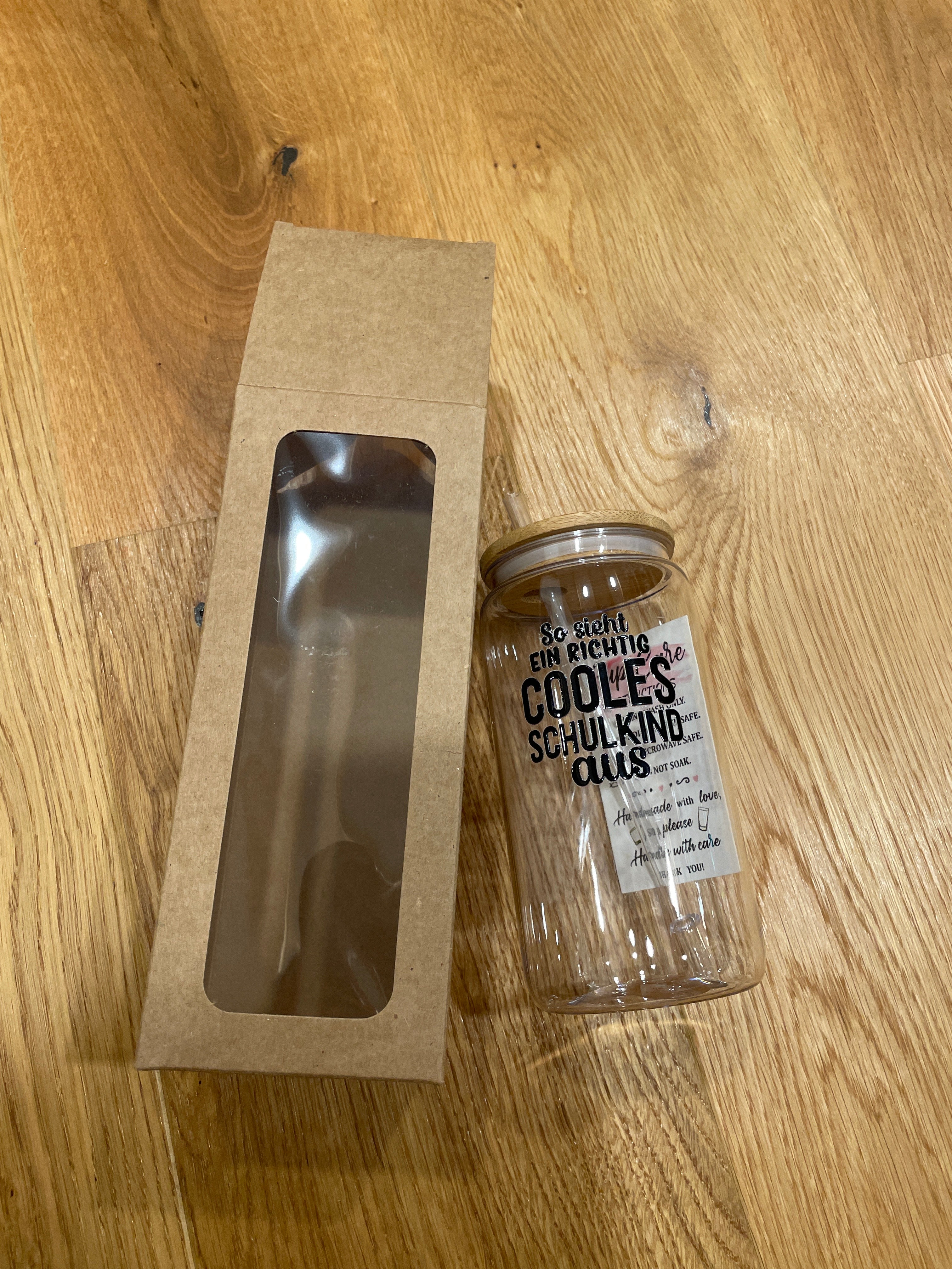 Wiederverwendbarer Trinkbecher mit Bambusdeckel & Strohhalm – stylisch, praktisch & perfekt für unterwegs!