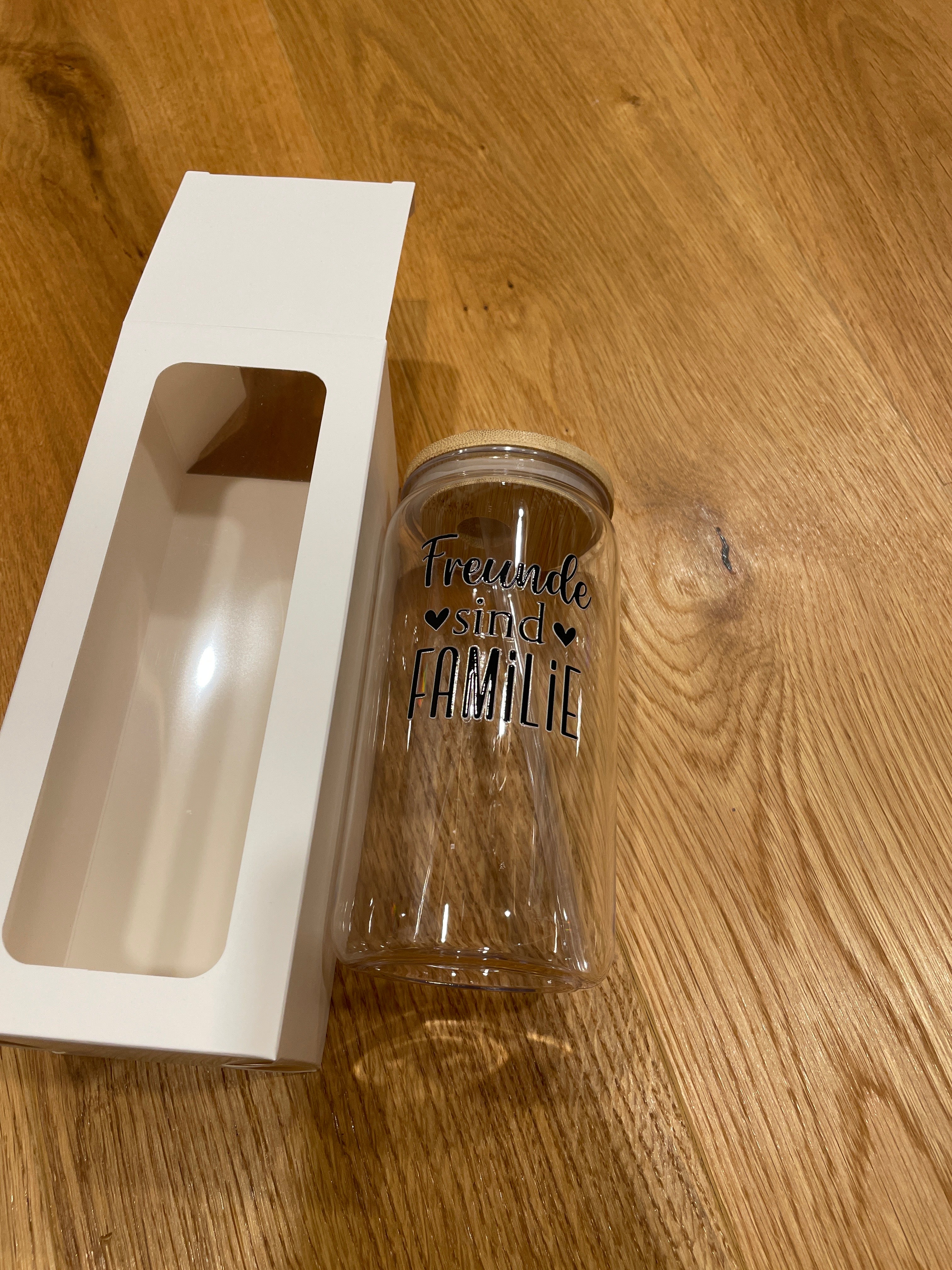 Wiederverwendbarer Trinkbecher mit Bambusdeckel & Strohhalm – stylisch, praktisch & perfekt für unterwegs!