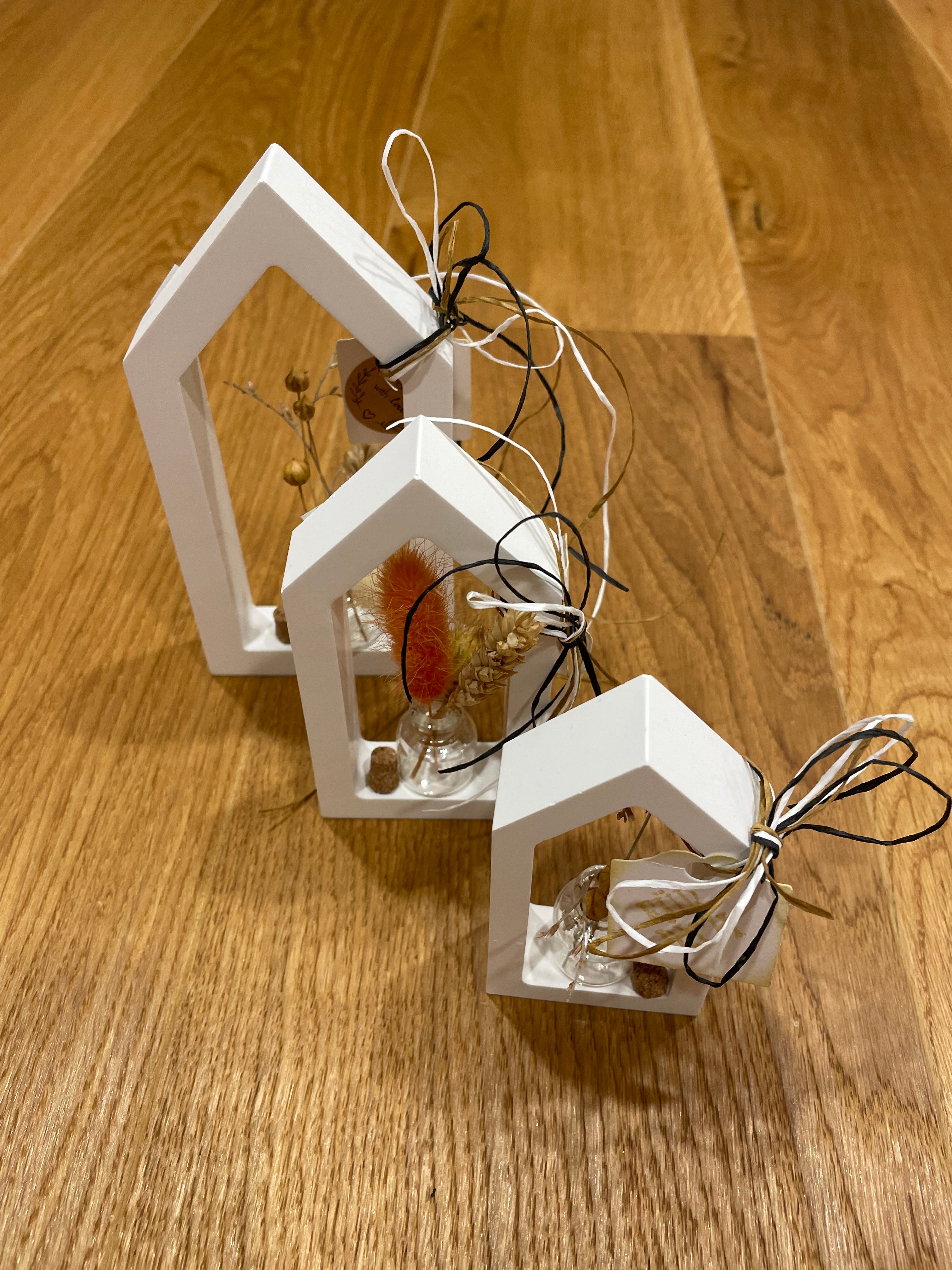 🏠 Mini-Dekohaus aus Gießmasse mit Trockenblumenvase – natürlich & stilvoll 🌿