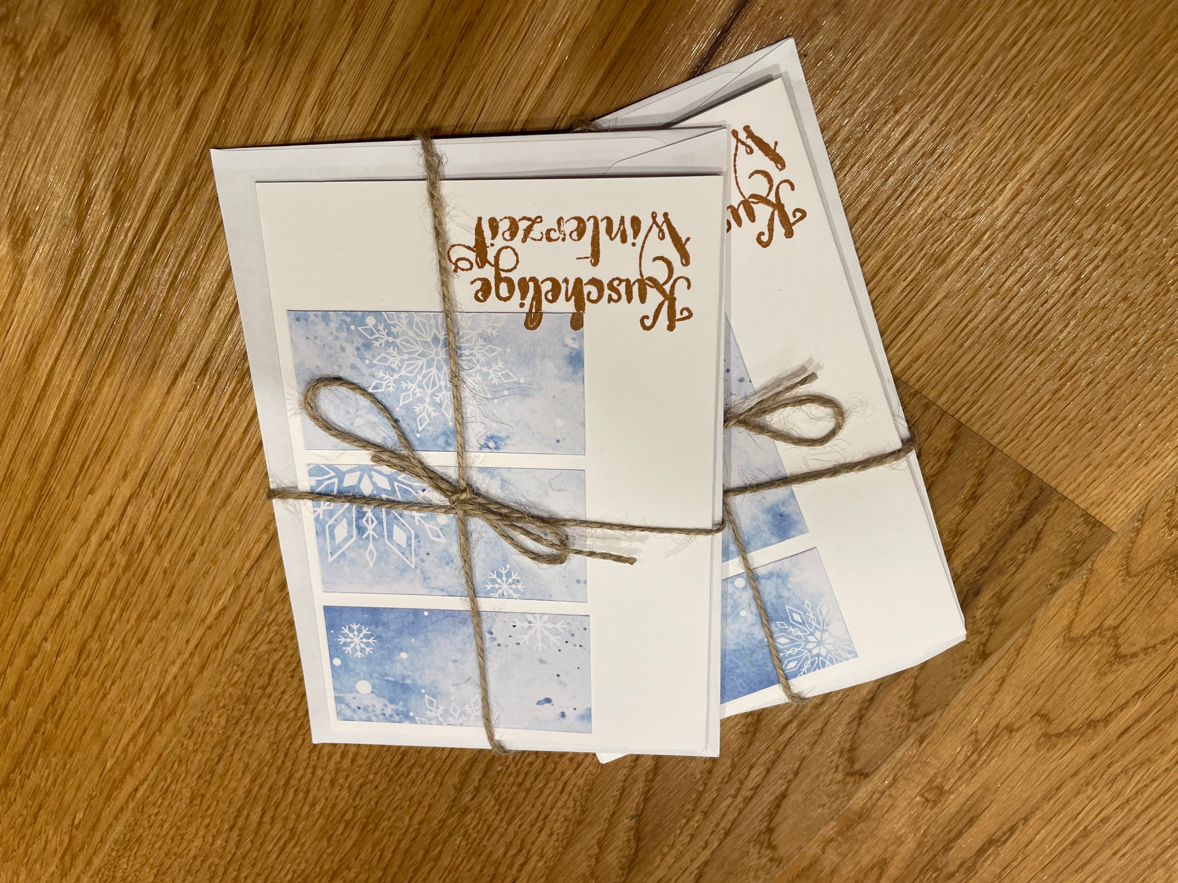 liebevoll handgefertigten Weihnachtskarten