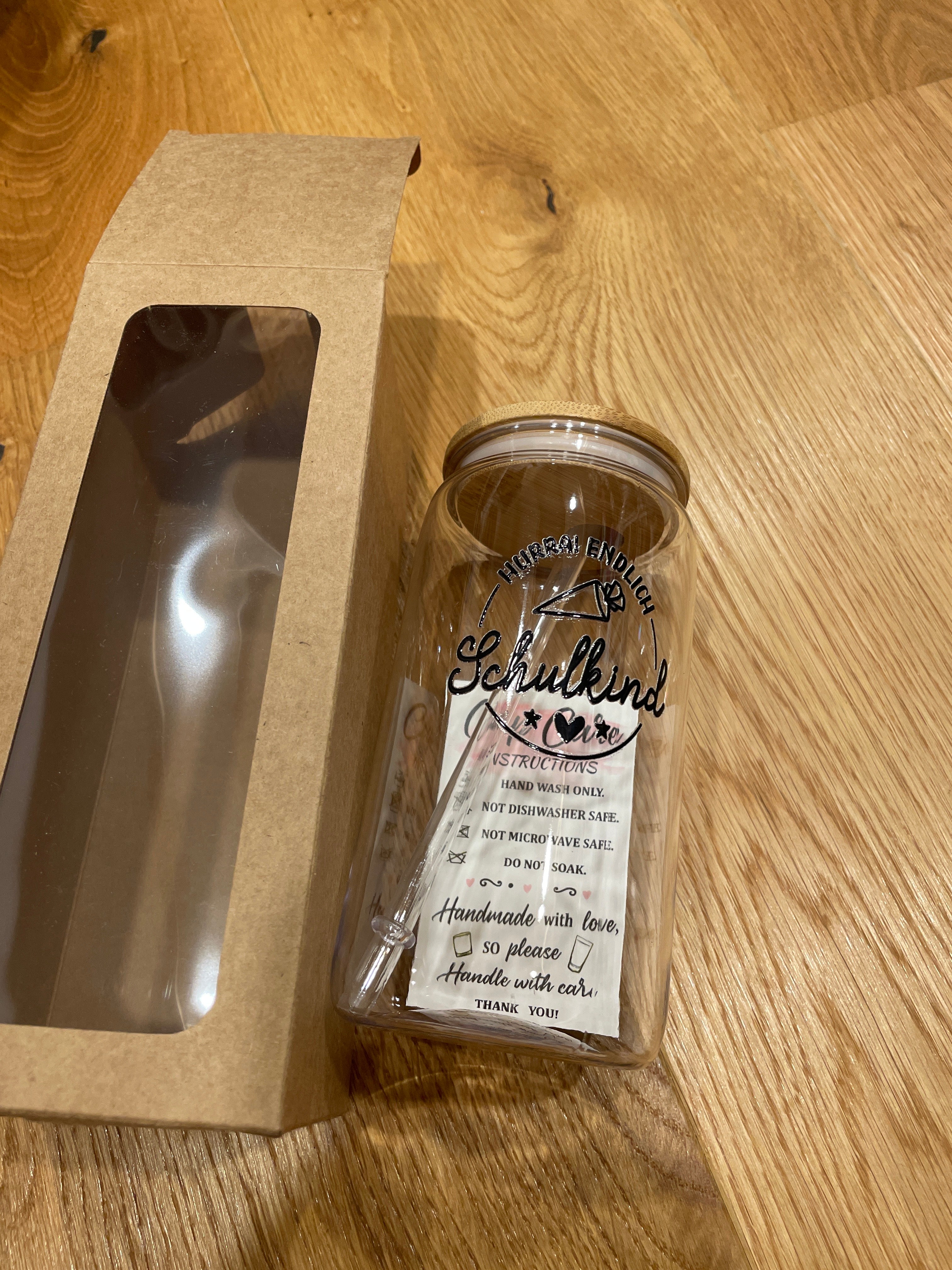 Wiederverwendbarer Trinkbecher mit Bambusdeckel & Strohhalm – stylisch, praktisch & perfekt für unterwegs!