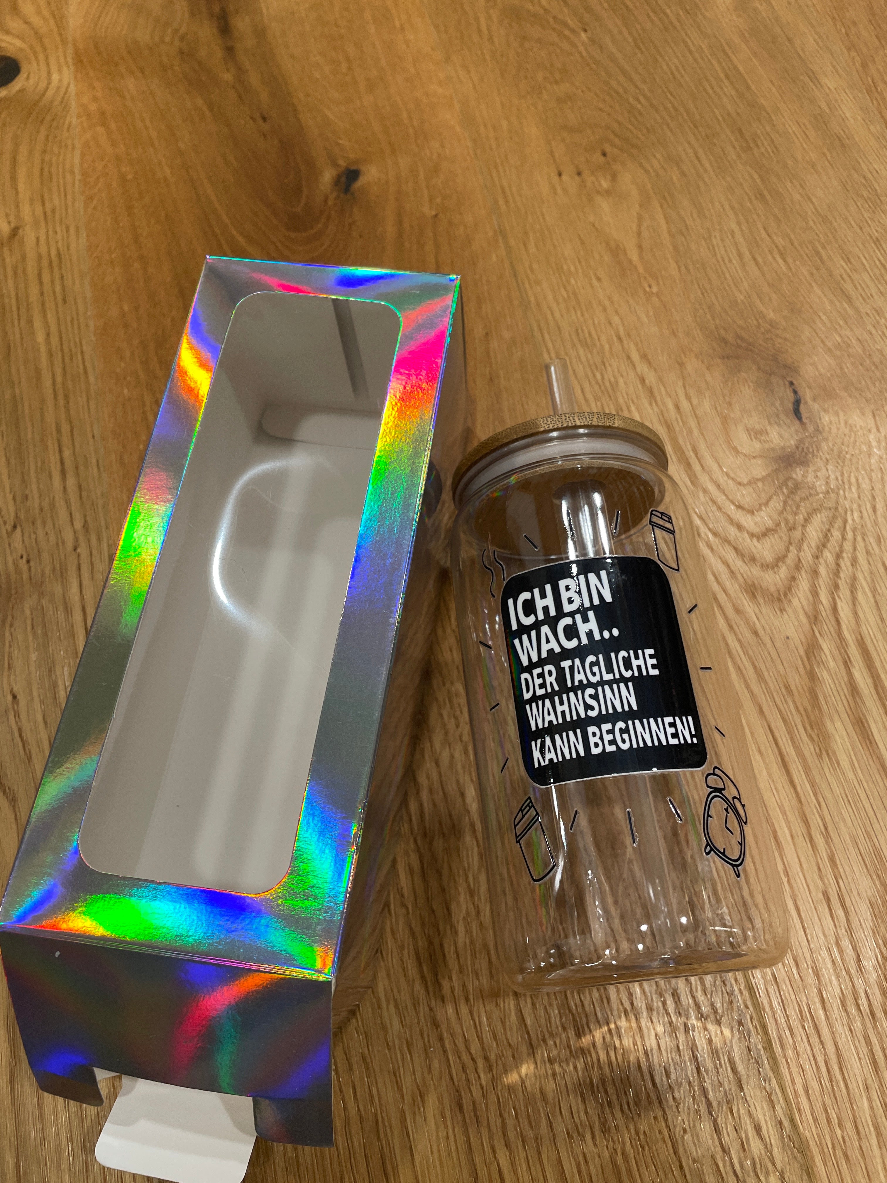 Wiederverwendbarer Trinkbecher mit Bambusdeckel & Strohhalm – stylisch, praktisch & perfekt für unterwegs!