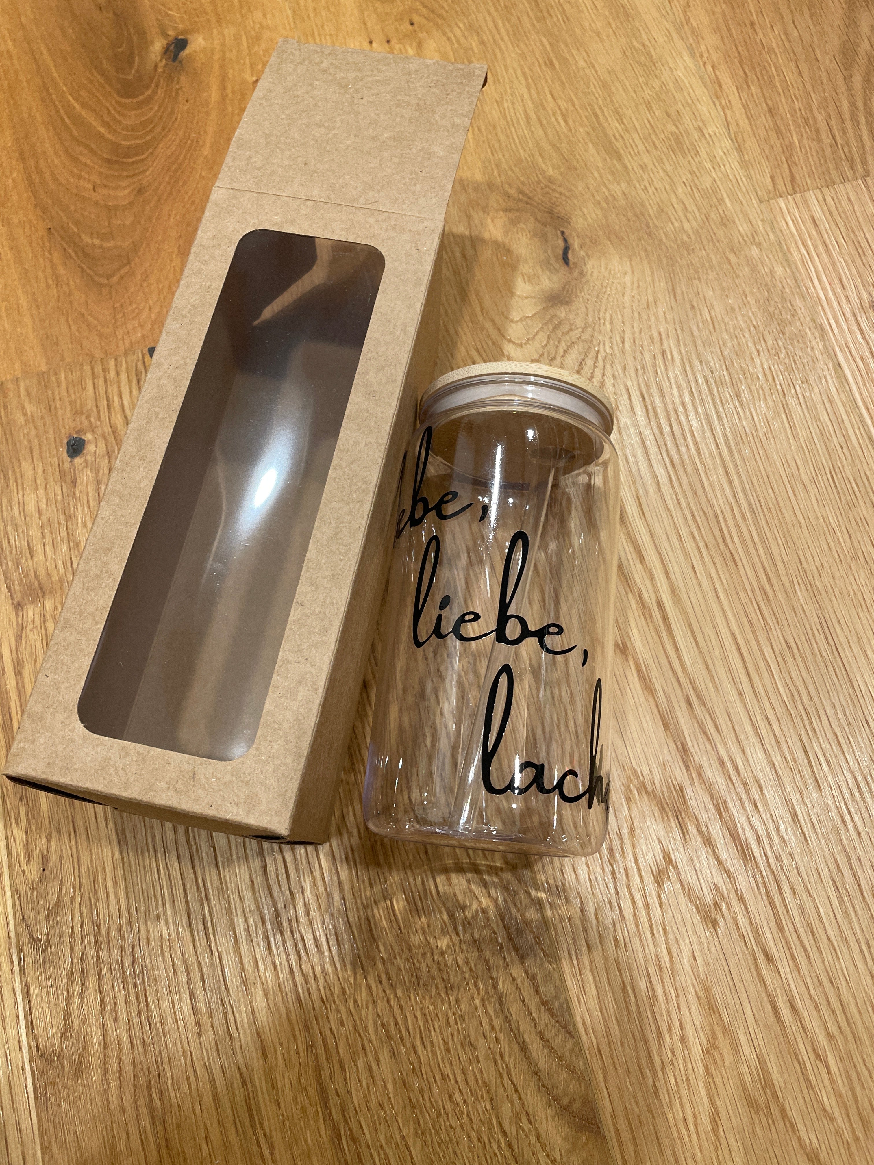 Wiederverwendbarer Trinkbecher mit Bambusdeckel & Strohhalm – stylisch, praktisch & perfekt für unterwegs!