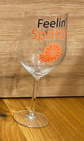 🍊 Aperol Spritz Glas mit Rub-On-Spruch "Feelin`Spritzy Orange"