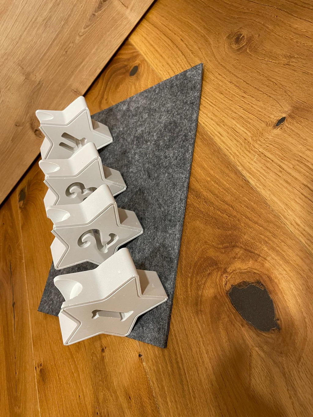 ⭐ Gießmassesterne „1–4“ – Adventszahlen-Set ✨