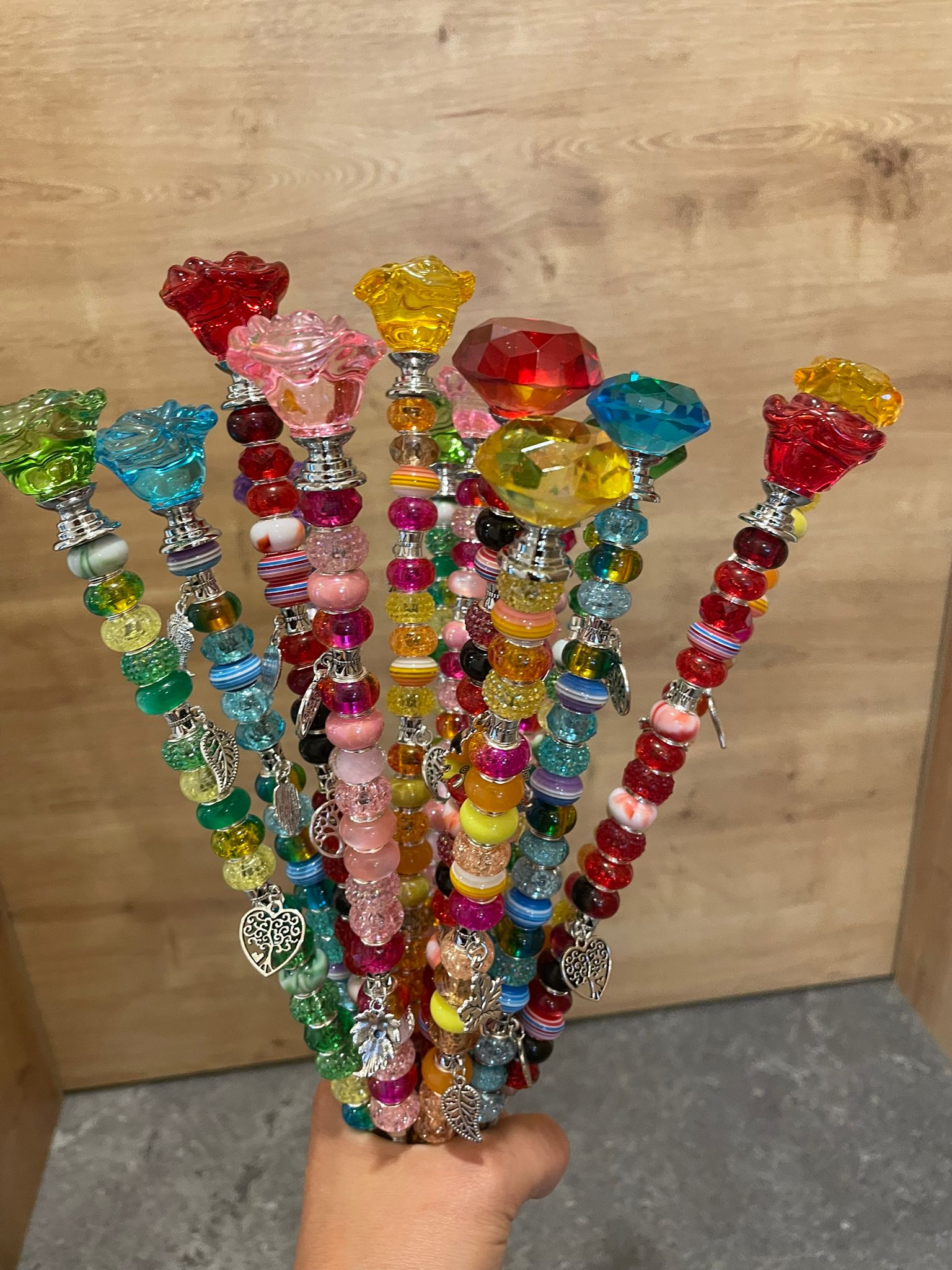 Magische Gartenstäbe – Feenstäbe, Sonnenfänger & Decostehle für deinen Zaubergarten GRÜN Schmetterling