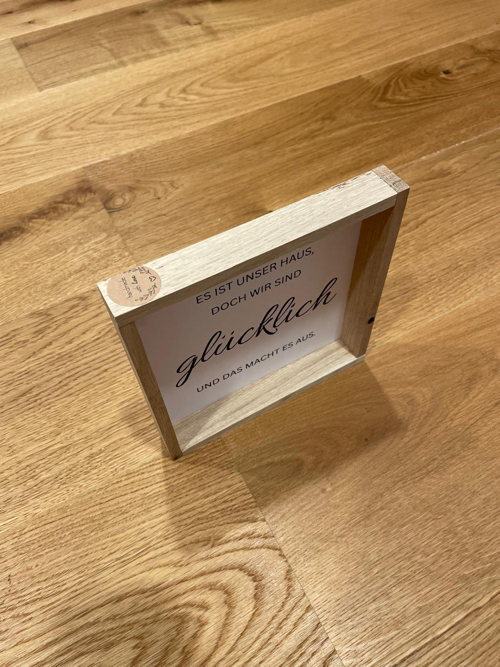 Klötzchen Spruch auf DesignPapier im Holzsticks Rahmen "Es ist keine Villa..."