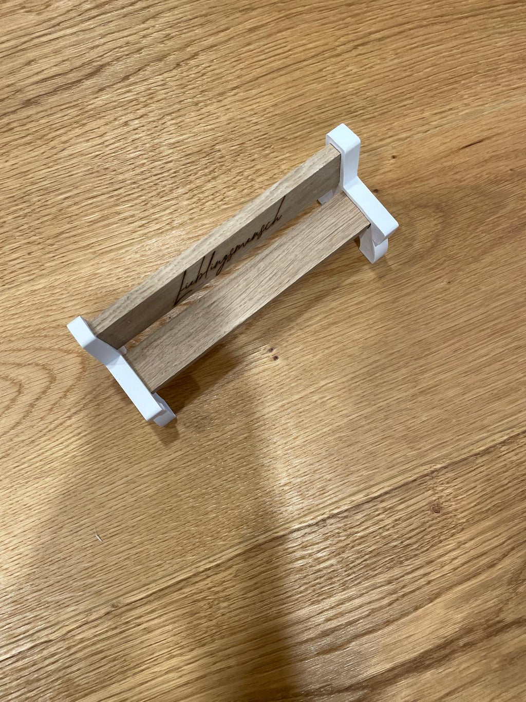 Mini‑Bank „Lieblingsmensch“ – Handgemachte Deko aus Gießmasse & Holz – Geschenkidee für besondere Menschen